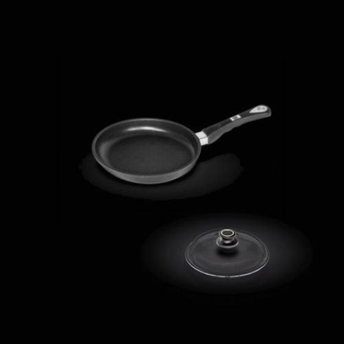 Tossing Pan with Lid