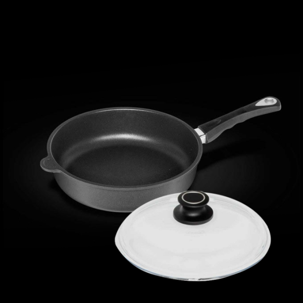 AMT. Braise pan with Lid.